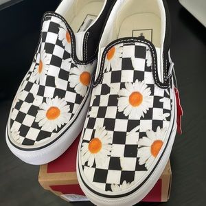 W7 Daisy Checker Vans